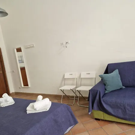 招待所 Le Stanze Di Marta 切法卢